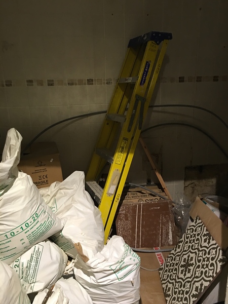 To expect the feckIng builder to turn up!