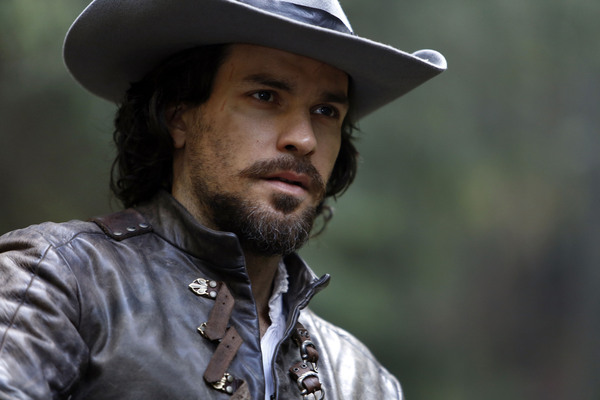 Swagger Inn Thread 136 - Series 3 Finishes - wenches wail piteously, don black crepe and mourn the lack of Musketeers on screen