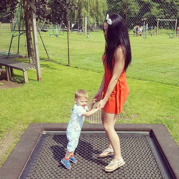 Let Cadbury know your shared joyful summer moments which cost nothing - £265 voucher and Merlin ticket to be won! NOW CLOSED