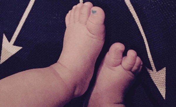 To think I'm not being U to paint baby's toenail?