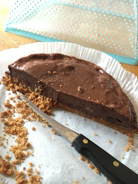 Why did my cheesecake base fall to pieces?