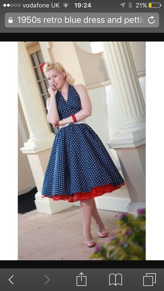 Please help me make this dress less grumpy.....