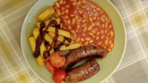 beans mash and sausages is a healthy meal