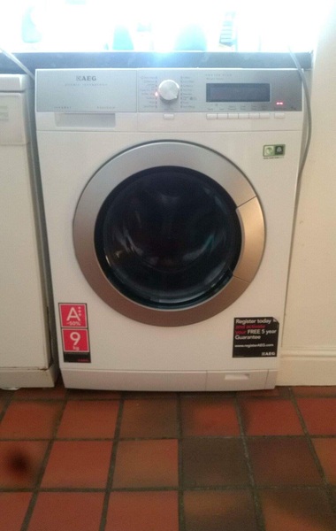 Mumsnetters needed to try the AEG L89499FL washing machine - worth £629! NOW CLOSED