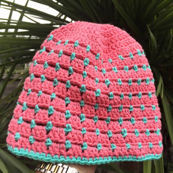 Woolly Hugs. Our Project to help refugees continues. One square, one blanket, a pair of gloves, one warm hat, one step at a time, really every little thing will help. All support welcome.