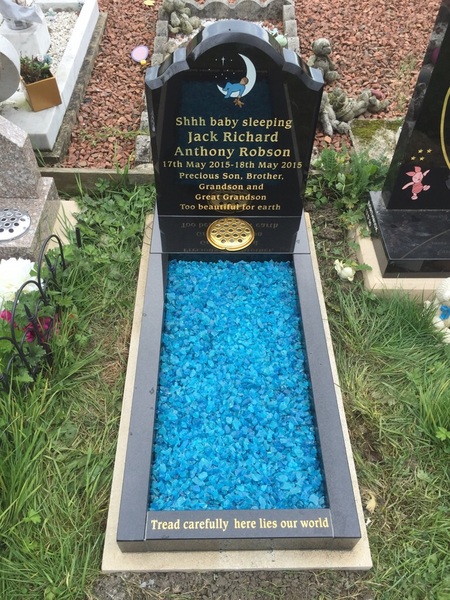 Thankyou (warning headstone photo)