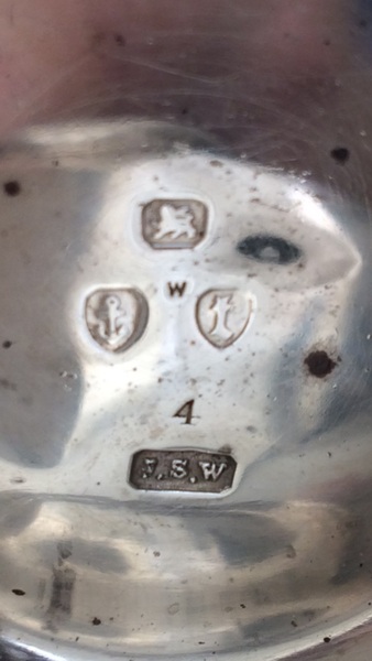 Please help me date this hallmark