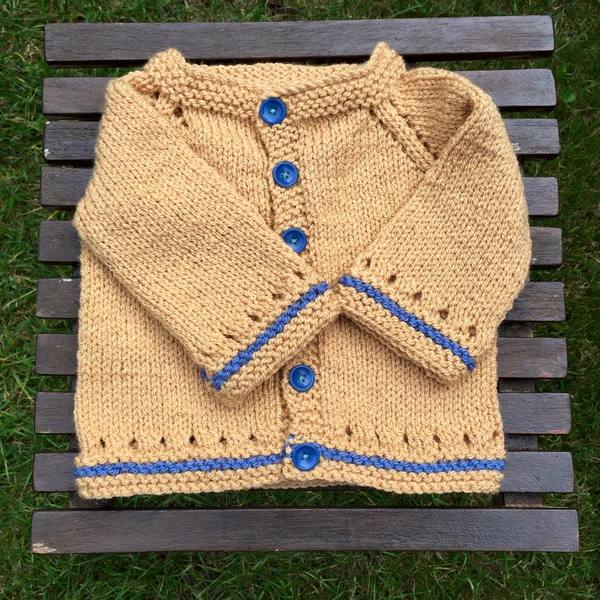 Woolly Hugs. Our Project to help refugees continues. One square, one blanket, a pair of gloves, one warm hat, one step at a time, really every little thing will help. All support welcome.