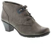 Flattering flat footwear to wear with skirts in the winter, an impossible dream?!