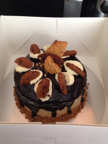 Would anyone enjoy a cake picture thread, for boasting?!