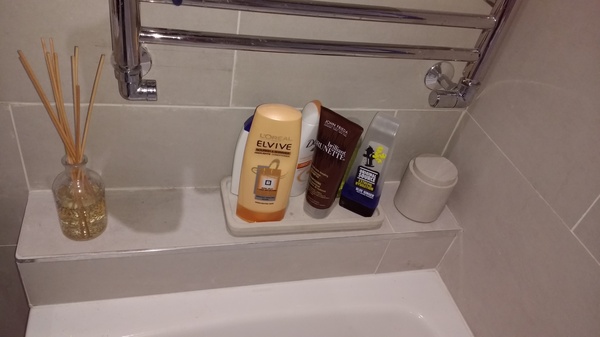 What to do with a 25 cm gap between end of bath and wall