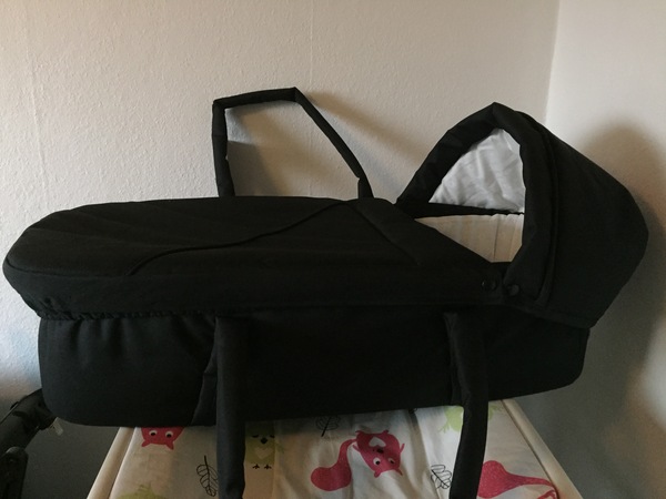 Super Scrimpers sashay, save & --squander-- their way through September