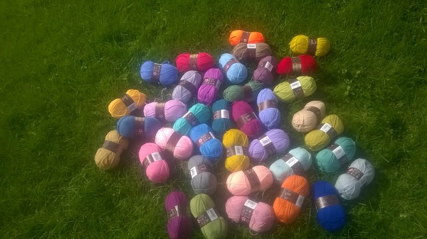 Woolly Hugs. Our Project to help refugees continues. One square, one blanket, a pair of gloves, one warm hat, one step at a time, really every little thing will help. All support welcome.