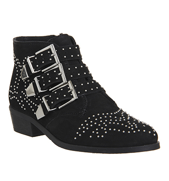 Flattering flat footwear to wear with skirts in the winter, an impossible dream?!