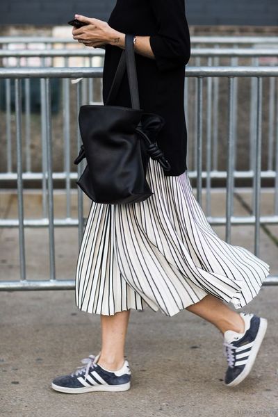 Midi skirts