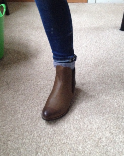 In which photo am I wearing ankle boots and jeans 'correctly?'