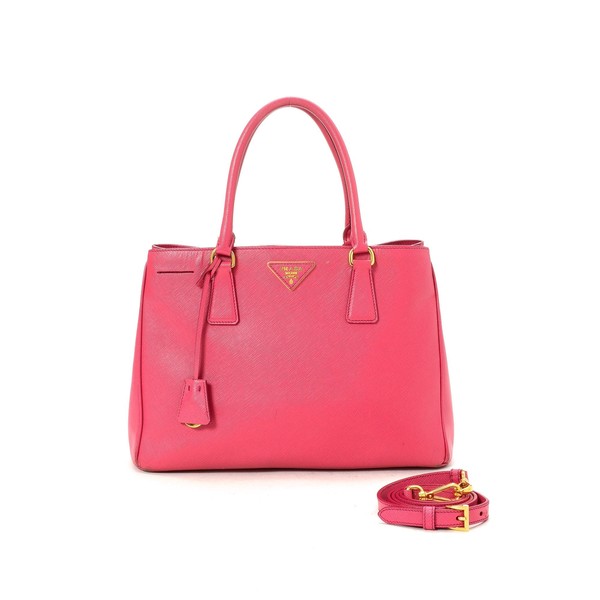my dream scenario may have arisen. I may be in a position of picking an AMAZING handbag