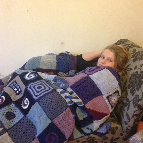 Woolly Hugs...We are making a blanket for toriap2 : Lovely donors and crafters, we need your help.
