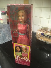 Thread 6 - the one where the shark beds go astray and we try not to eat our chocolate hauls