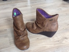Help me! I have terrible taste in shoes!!