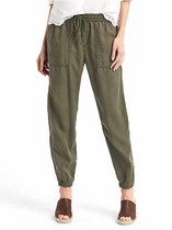 Could someone look at my trousers please? (Pic)