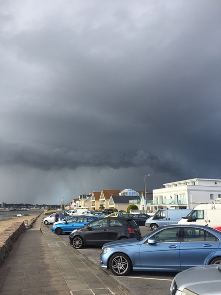 The Friendly Frugaleers, saving and chatting as autumn arrives