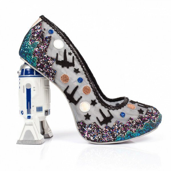 AIBU to show you these shoes? (Facebook selling shite)