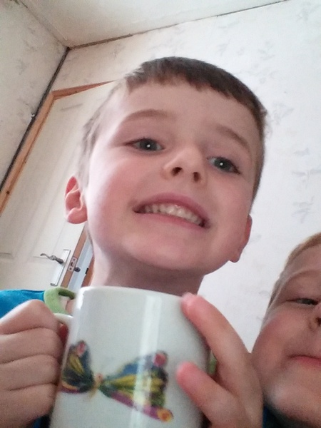 I never thought I'd turn into the sort of person who liked a certain mug or wine glass .....