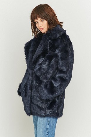 Can we have a thread about recent clothing purchases that we love?