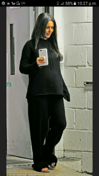 To wonder why Cheryl doesn't just make the pregnancy announcement?