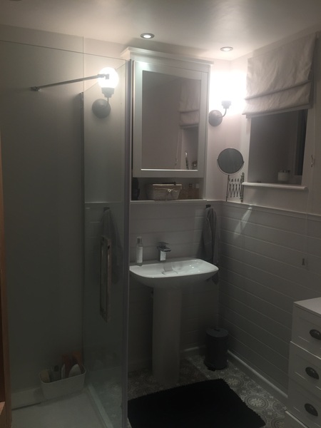 Nice wet wall panels - does such a thing exist?