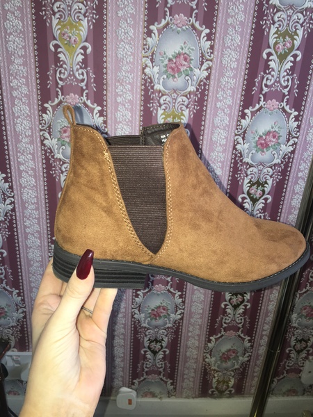 Chelsea boots