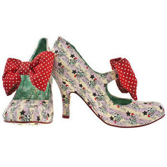 AIBU to show you these shoes? (Facebook selling shite)