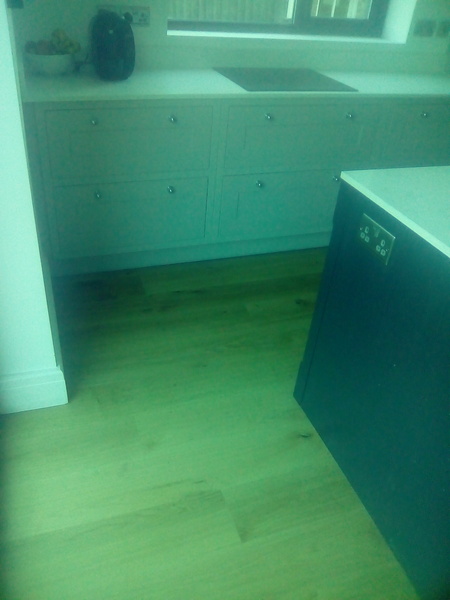 Photos of our sofa, kitchen & dining set, please help re floor colour, too much choice!