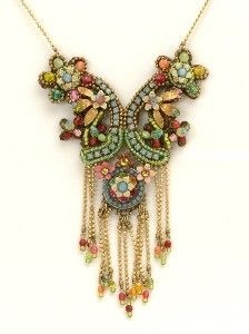 Please help me find a necklace to go with this dress!