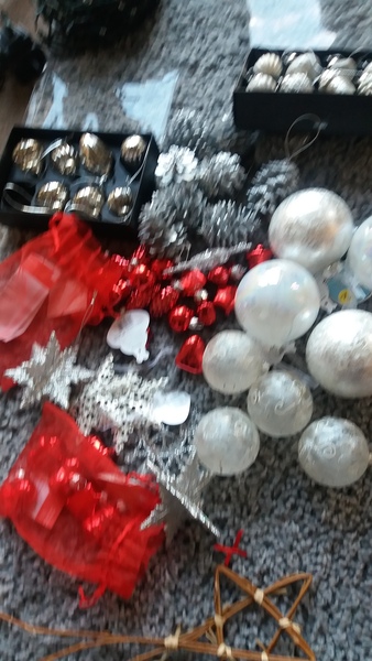 Do you have a themed tree or an 'anything goes' tree?