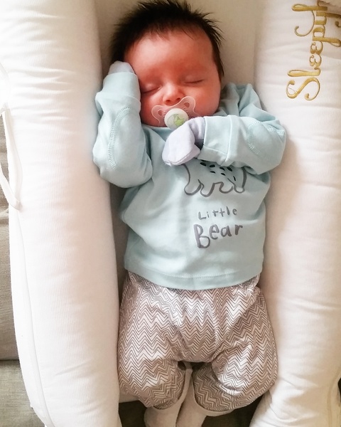 Thread 13. TTC #1 Grads. Some of us still remember that thing called "a full nights sleep" for most, it's a mere memory.