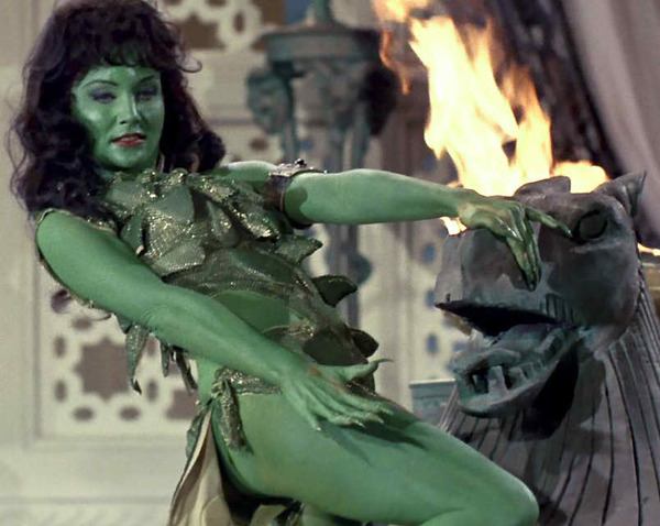 Swagger Inn 140 - Where The Musketeers shout "We've come for your wenches" and The Wenches shout "Okay!"