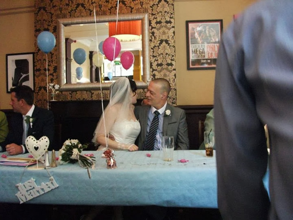 To think that you can generally guess the chances of a successful marriage based on the wedding?
