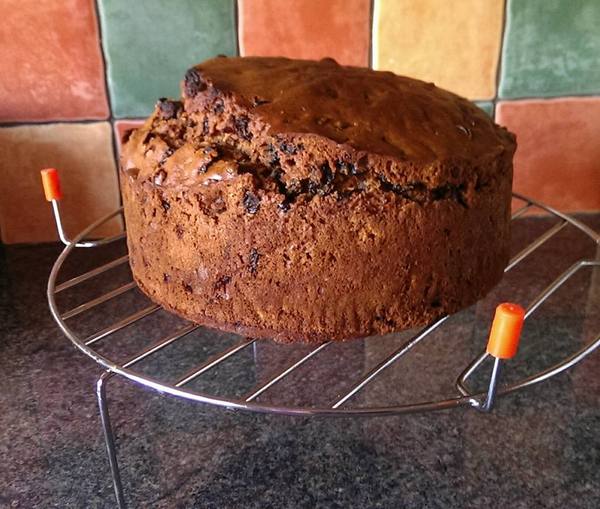 Vegan Christmas cake, this one was a disaster!