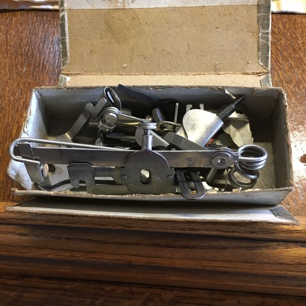 Calling Vintage Sewing Machine fans!