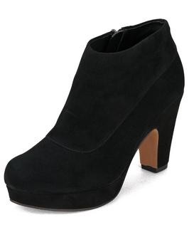 What boots/shoes with this dress
