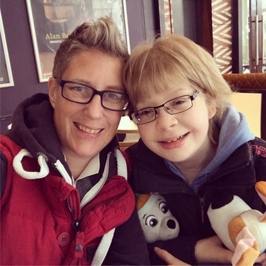 Single Mum with 6 months to live,  has to find disabled daughter a new family :(