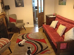 A 'waiting for viewings and offers' support group?