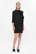 Anyone not wearing a sparkly dress this Xmas party season?