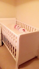 OBaby cot and nursery furniture