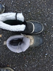 Can someone advise me on some super warm winter/snow boots please?!
