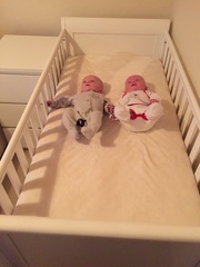 OBaby cot and nursery furniture