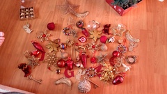 Do you have a themed tree or an 'anything goes' tree?