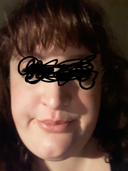 Is anyone brave/confident enough to post a pic of their skin without any make up??